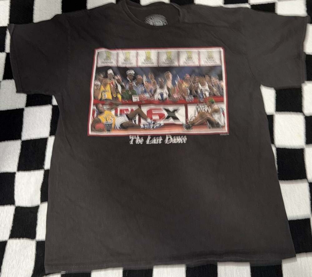 Fan Favorite The Last Dance Chicago Bulls NBA Graphic T-Shirt Size Large